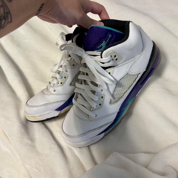 Jordan 5 - Picture 2 of 6